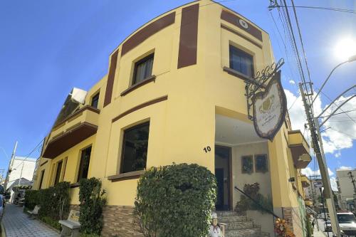 Exterior view of Hotel Vitoria Marchi