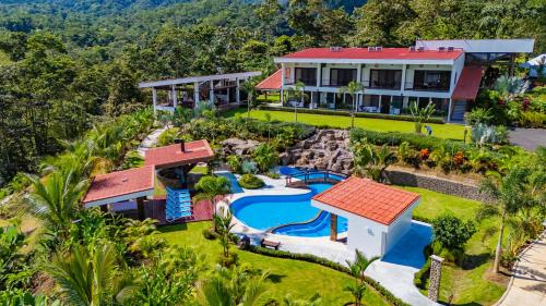 Surrounding environment, Hotel Sanctuarium Adults Only in La Fortuna