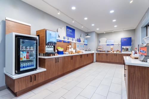 Food and beverages, Holiday Inn Express Hotel Twin Falls By IHG in Twin Falls (ID)