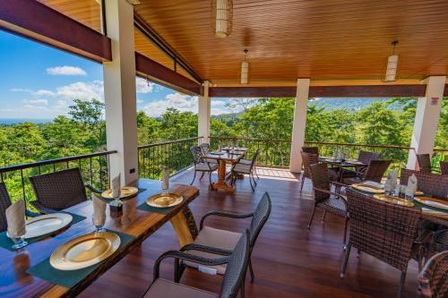 Restaurant, Hotel Sanctuarium Adults Only in La Fortuna