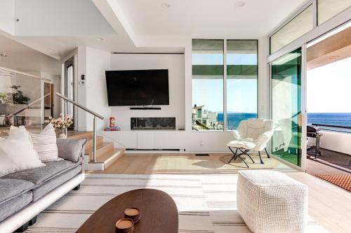 Gorgeous Malibu Retreat with #Instaworthy Ocean Views