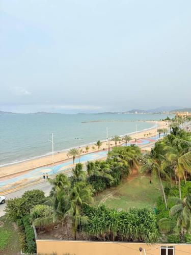 Comodo apartamento en Lecheria con vista al mar near General José Antonio Anzoátegui International Airport