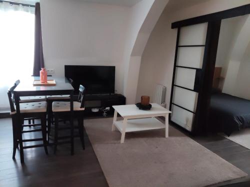 Appartement charmant et moderne à Poissy (Appartement charmant et moderne a Poissy) in Poissy