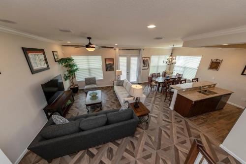6 Bed 5-Bath Villa For Large Families Groups in Orlando East