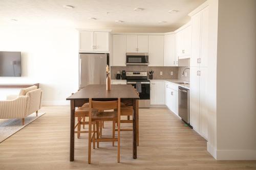 Boardwalk Suites & Residences By Kasa - image 2