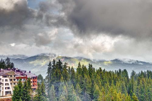 Kilátás, Alpine Comfort at Grand Monastery by Flat Manаger in Pamporovo