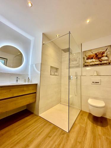 Ducha, Modernes Deluxe-Apartment in Kaarst, nahe Düsseldorf (Modernes Deluxe-Apartment in Kaarst, nahe Dusseldorf) in Kaarst