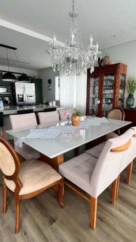 Your Beach House in Floripa in 普拉亞德丹妮拉