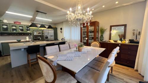 Your Beach House in Floripa in 普拉亞德丹妮拉