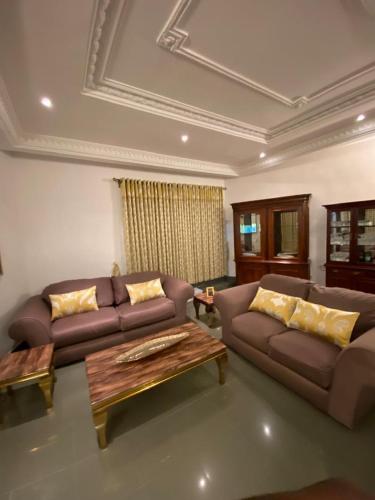 Luxury Villa Ensuite 4 Bedrooms in Limbe