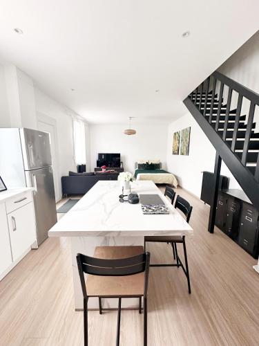 Grand Studio WiFi rapide RER B - Location saisonnière - Sevran