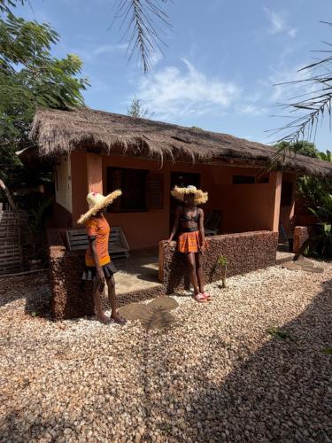 MANGO LODGE in Bolama