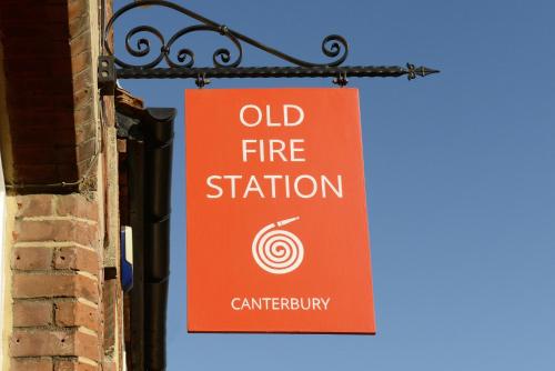Arthouse or Fireman's Cottage - image 7