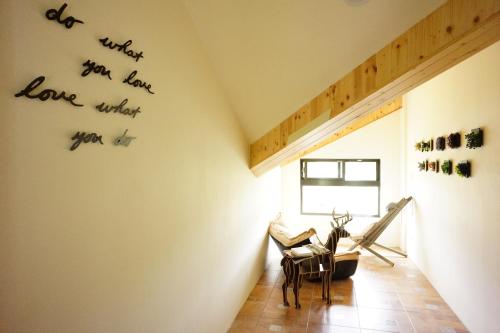 Shared lounge/TV area, Celine's B&B in Fenglin Township