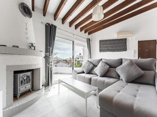 Lively apartment in Mijas with private balcony