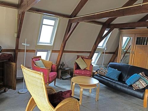 Iekārtas, Apartment by the water in Broek Op Langedijk