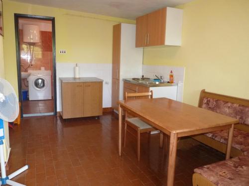  Apartmani Emily, Pension in Nin