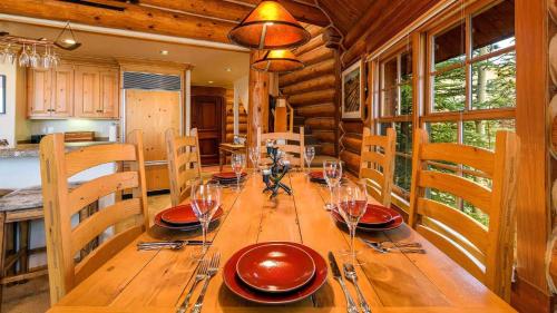 See Forever Residence 103 home in 特柳賴德