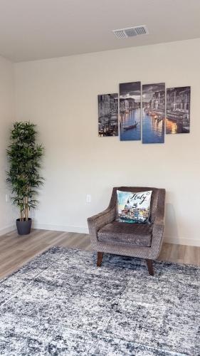 New Holiday Retreat in Merced in 西美熹德