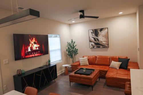 บริการและสิ่งอำนวยความสะดวก, Brand new Duplex in Cornelius convenient located in คอร์เนลิอุส (NC)