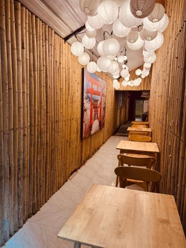 Facilities, Nozawa Hostel and Onsen - Men Only near J&J Restaurant @ Samoeng