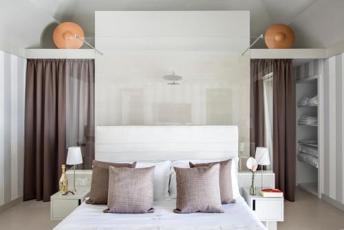 Villa Gervasio Rooms in Баколі
