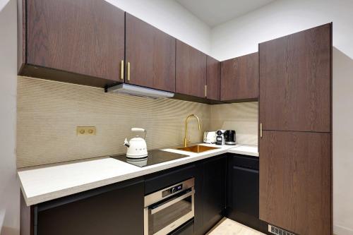 Elegant Apartment - 2BD 6P - Hôtel de Ville - image 4