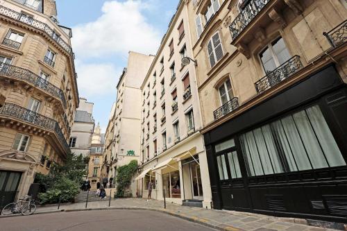 Elegant Apartment - 2BD 6P - Hôtel de Ville - image 5