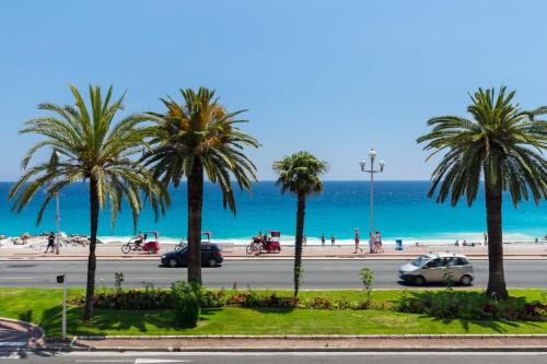 Beautiful apartment by the sea front, Nice