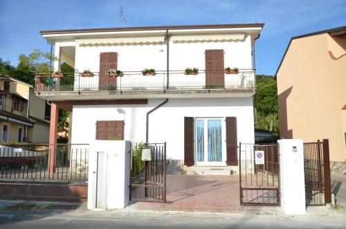  La Perla del Magra Holidays House, Pension in Monte Marcello