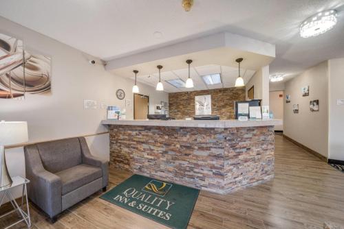 Quality Inn & Suites Sioux Falls South - image 11