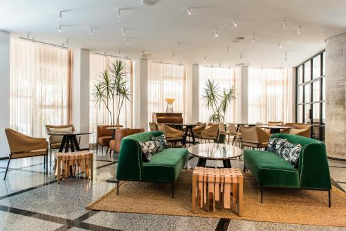 Lobi, 65 Hotel, Rothschild Tel Aviv - an Atlas Boutique Hotel in Pusat Kota Tel Aviv