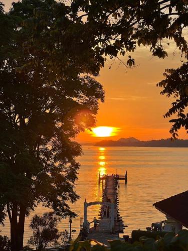 Jansom Beach  Resort in Ranong