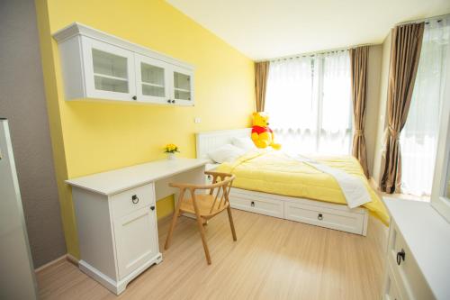 Deluxe Room image 3
