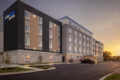 Everhome Suites Bowling Green by Choice Hotels - image 4