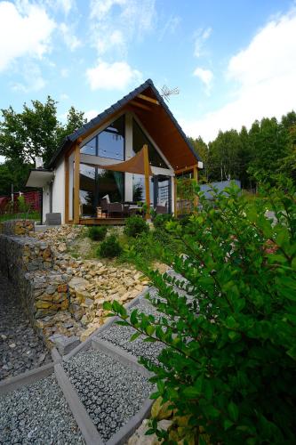 2 bedrooms, 4 beds