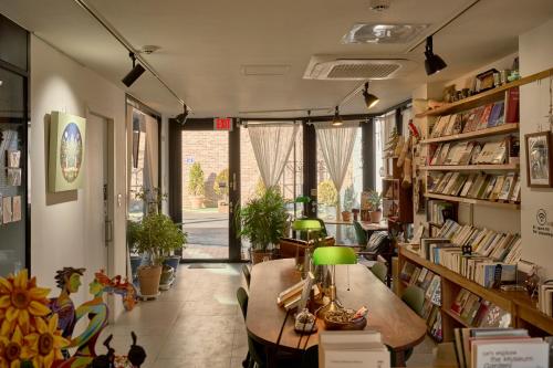 Space in Blackstone near Chicken Pam