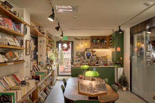 Space in Blackstone, Soul