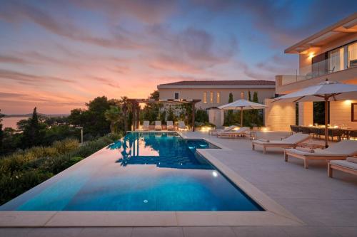 Luxury Villa Hvar Deluxe Palace 1 with heated pool gym and sauna - image 2