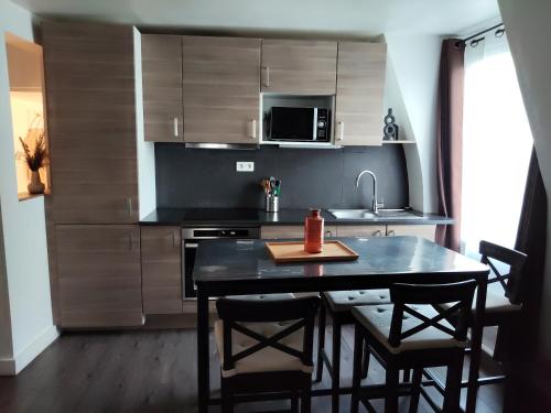 مطبخ, Appartement charmant et moderne à Poissy (Appartement charmant et moderne a Poissy) in Poissy