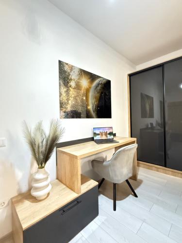 Cozy Palas Mall Retreat - Apartments in Iasi – khách sạn tại Podu Ros