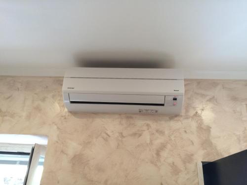 Casa Vacanze Sannazzaro Flat - image 4