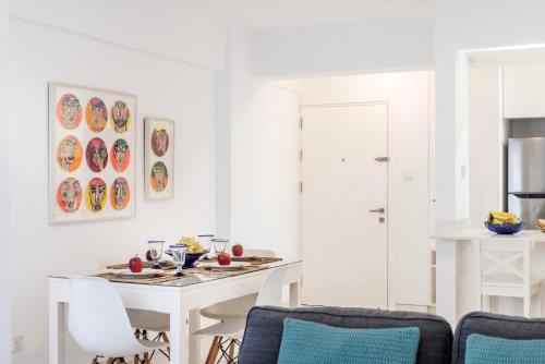 Mackenzie Leo Seafront Suite - image 13