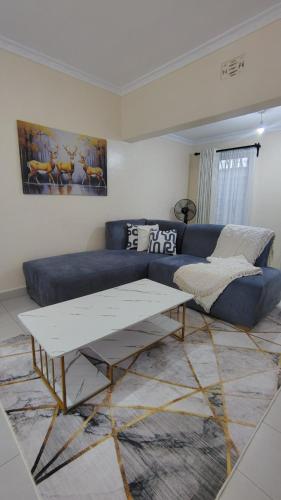 Lauryl Comfy Stays in Kisumu