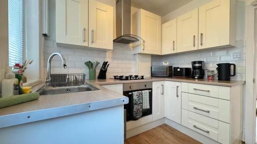المرافق, 3-bedroom Doncaster contractor stay near hospital with free parking in Doncaster