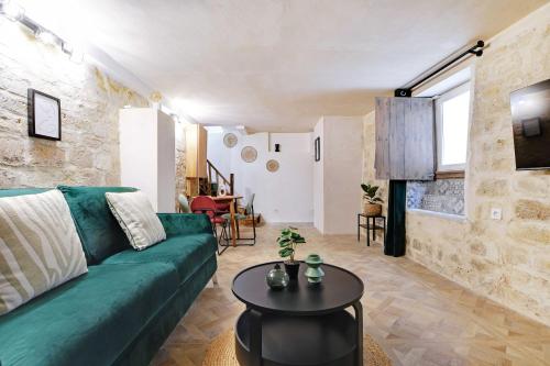 A jewel in the heart of the Marais- 4P 1BDR- Paris - image 6