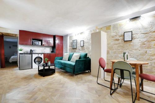 A jewel in the heart of the Marais- 4P 1BDR- Paris - main image