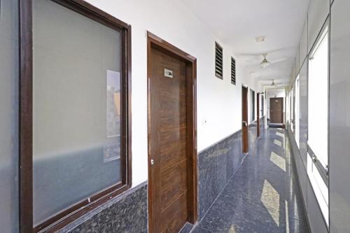 HOTEL LA PEARL Inn in Wadgaon