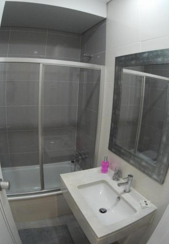 Comfort Double or Twin Room image 5