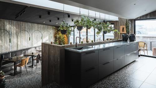 ห้องอาหาร, โรงแรมไลเฟอร์ อีริคสัน (Hotel Leifur Eiríksson) near สนามบินเรคยาวิก